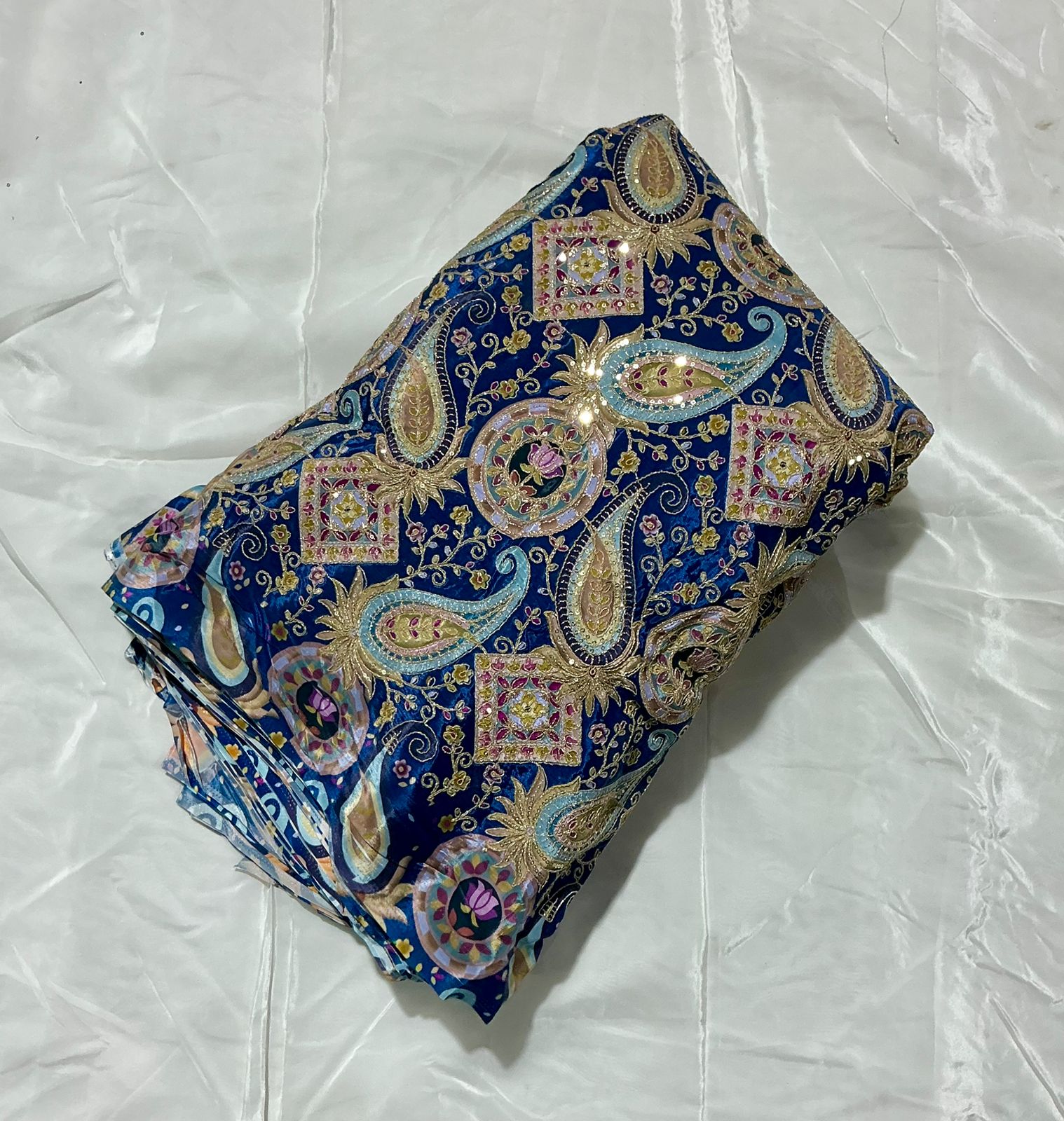 Keri Position print embroidery fabric