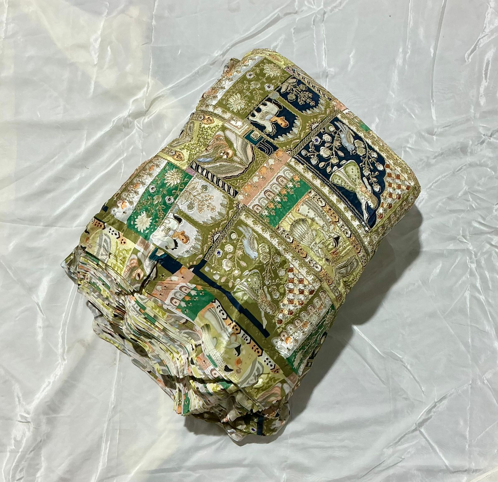 Raja Rani Position Print Fabric on Natural crepe