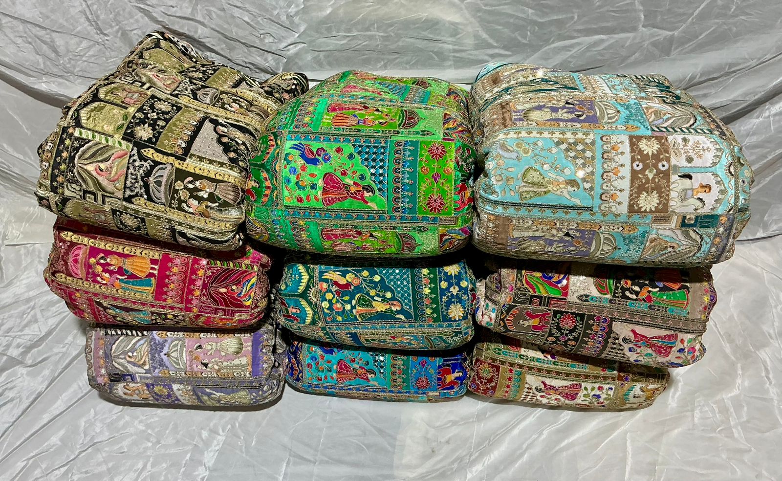 Raja Rani Position Print Fabric on Natural crepe